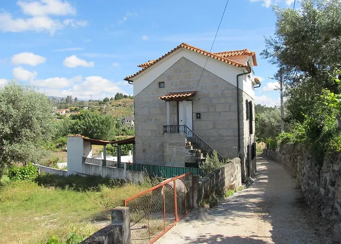 Casa Do Chao Do Ribeiro 戈韦阿